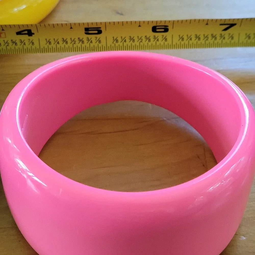 4 Resin Acrylic Bangle Bracelets Stack Pink White Rhinestone Yellow
